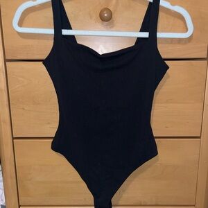 SKIMS fits everybody square neck bodysuit